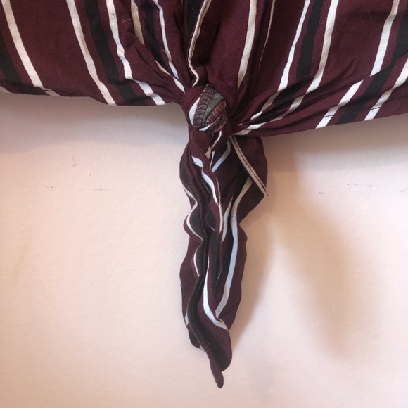 Long sleeve cute crop top - Picture 3 of 4